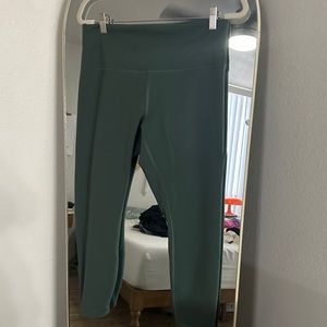 Lululemon Wundertrain Crop